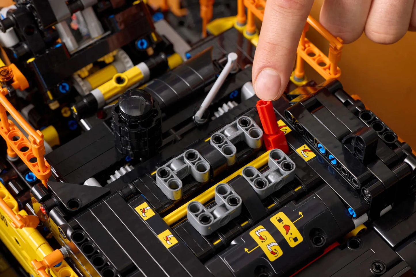 Volvo EC500 Hybrid Excavator 42215, Lego Technic