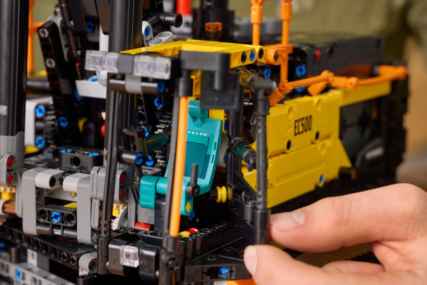 Volvo EC500 Hybrid Excavator 42215, Lego Technic