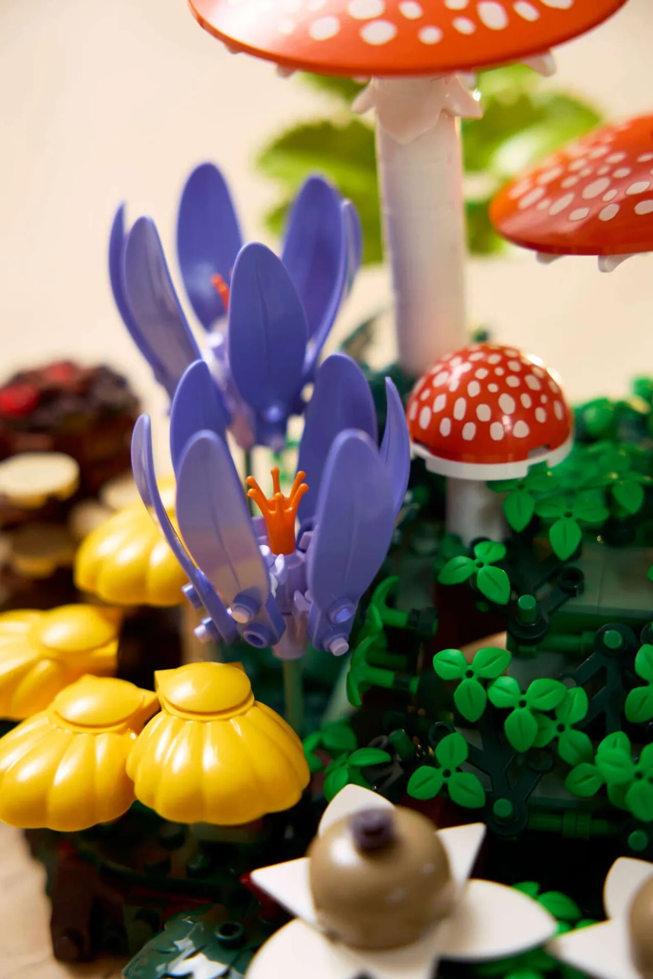 Woodland Mushrooms 11505, Lego Botanicals