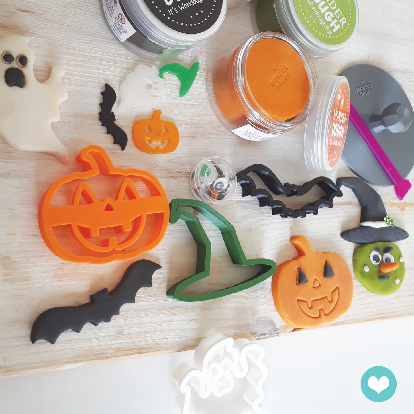 Wonderdough Halloween Large Set ( 4 x 125gr tubs)